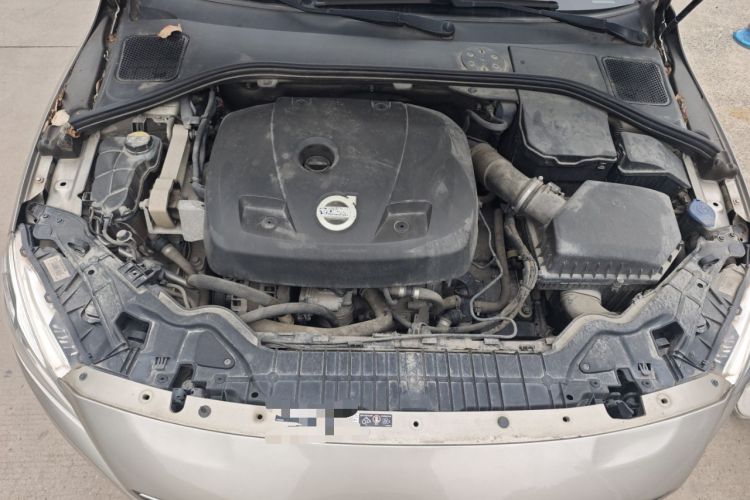 Used Volvo V60 2014 Restyled T5 Zhiya Edition Engine Bay