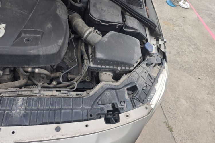 Used Volvo V60 2014 Restyled T5 Zhiya Edition Engine Bay Left
