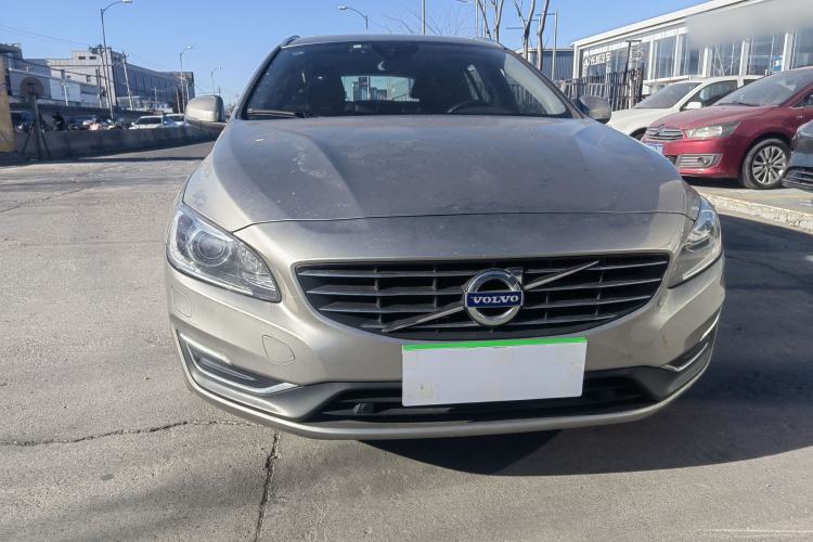 Used Volvo V60 2014 Restyled T5 Zhiya Edition Exterior 1