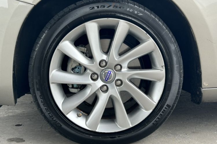Used Volvo V60 2014 T5 Zhiyi Edition Exterior 2