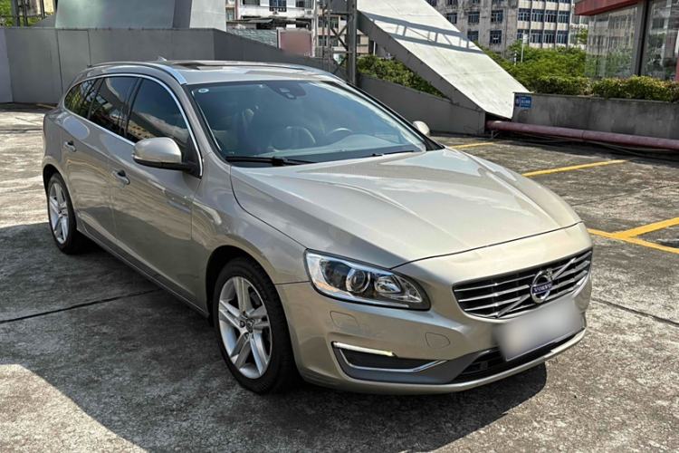 Used Volvo V60 2014 T5 Zhiya Edition Exterior 3