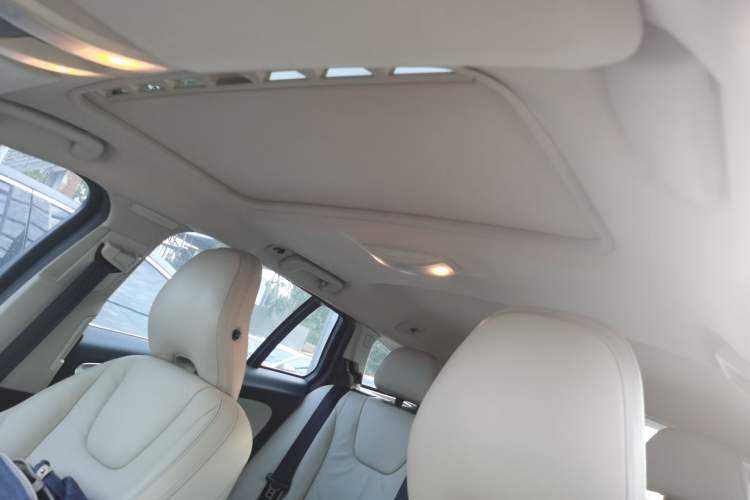 Used Volvo V60 2014 T5 Zhiyi Edition Headliner