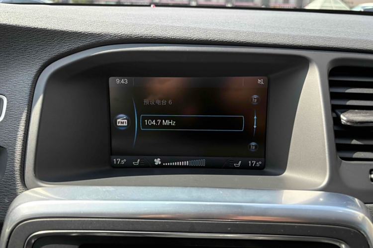 Used Volvo V60 2014 T5 Zhiya Edition Interior 1