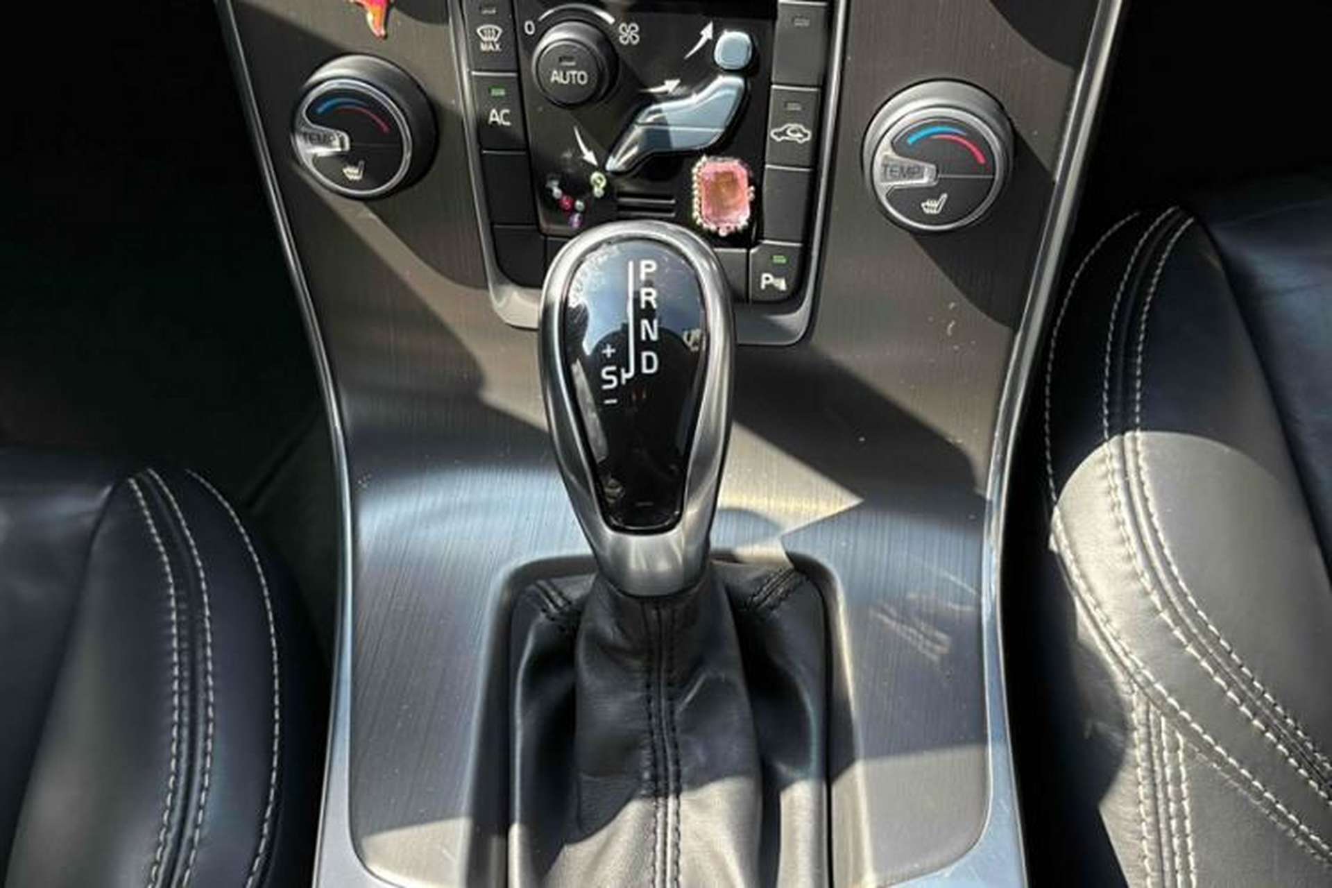 Used Volvo V60 2014 T5 Zhiya Edition Interior 4
