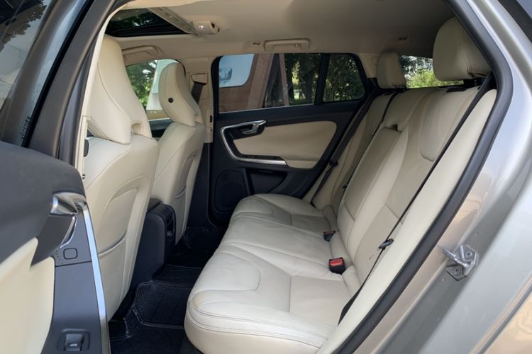 Used Volvo V60 2014 T5 Zhiyi Edition Interior 6