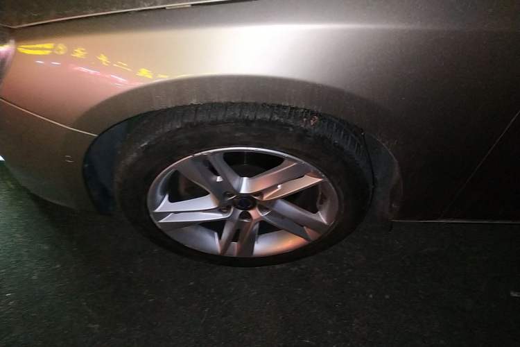 Used Volvo V60 2014 Restyled T5 Zhiya Edition Left Front Wheel Hub
