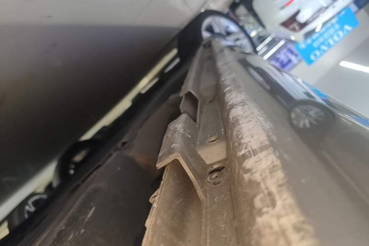Used Volvo V60 2014 T5 Zhiya Edition Left Side Sill