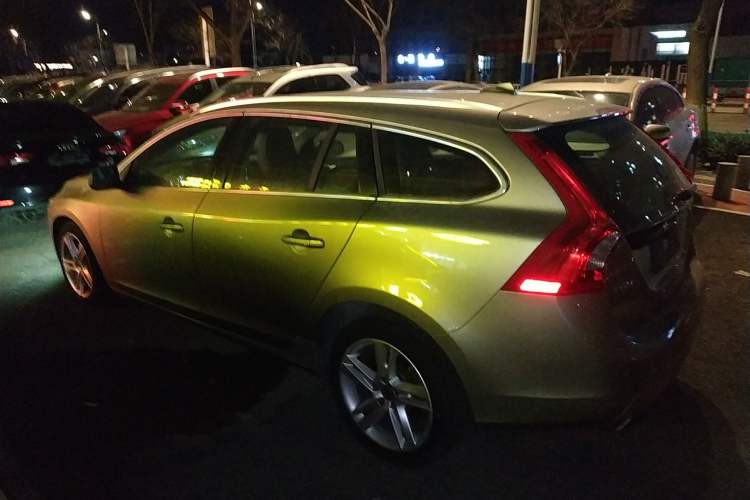 Used Volvo V60 2014 Restyled T5 Zhiya Edition Left Side