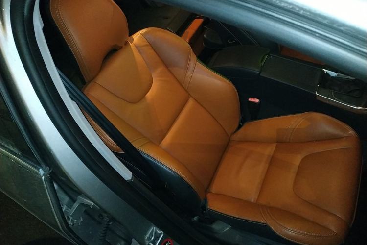 Used Volvo V60 2014 Restyled T5 Zhiya Edition Right Front Seat