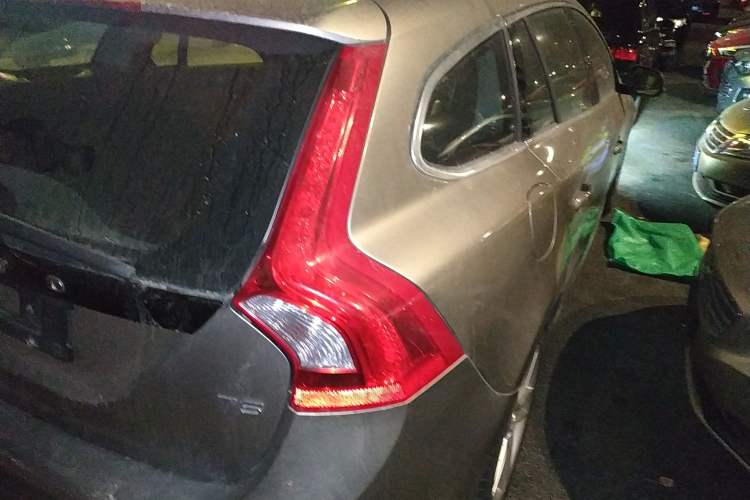 Used Volvo V60 2014 Restyled T5 Zhiya Edition Right Rear Taillight