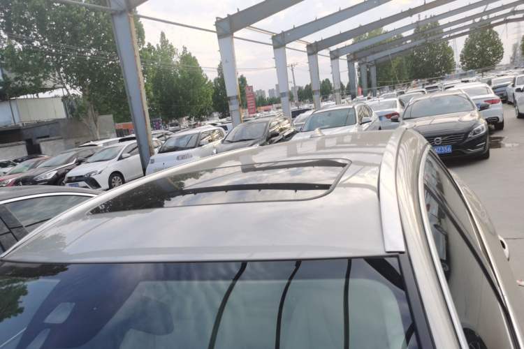 Used Volvo V60 2014 T5 Zhiyi Edition Roof