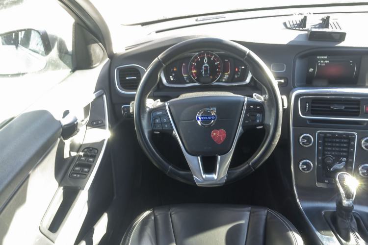 Used Volvo V60 2014 Restyled T5 Zhiya Edition Steering Wheel