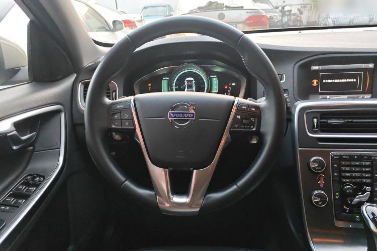 Used Volvo V60 2014 T5 Zhiya Edition Steering Wheel