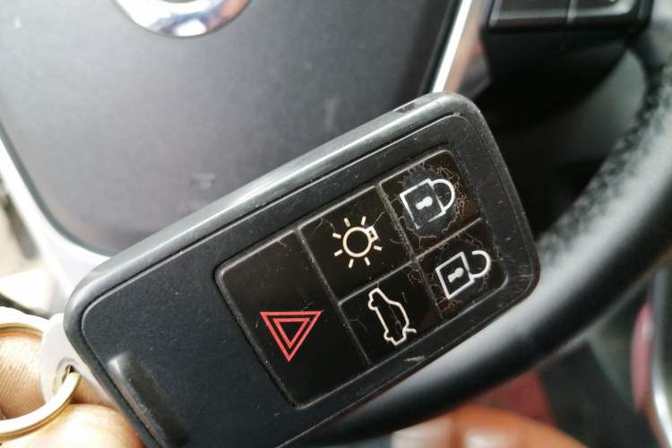 Used Volvo V60 2014 T5 Zhiyi Edition Vehicle Key