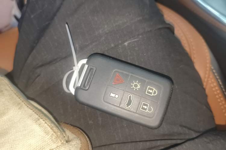 Used Volvo V60 2014 T5 Zhiya Edition Vehicle Key