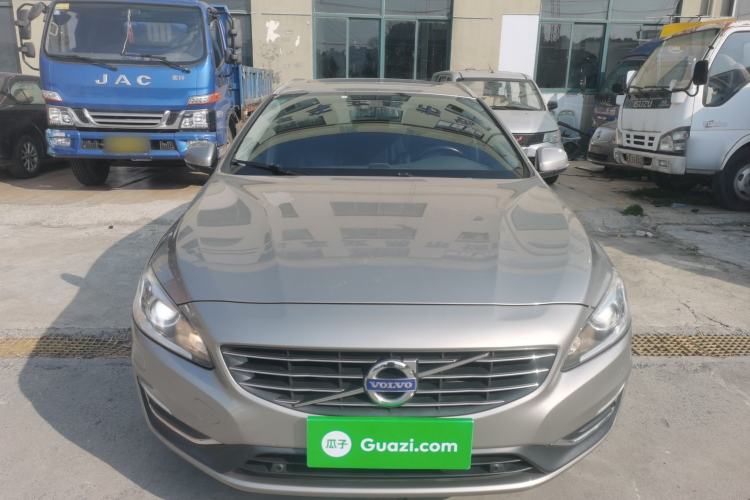 Used Volvo V60 2014 Facelift T5 Zhiyi Edition Front