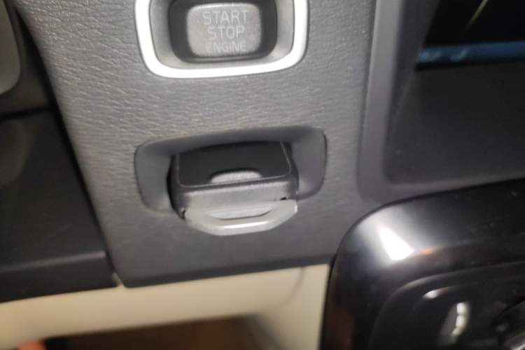 Used Volvo V60 2014 T5 Zhiya Edition Interior 1