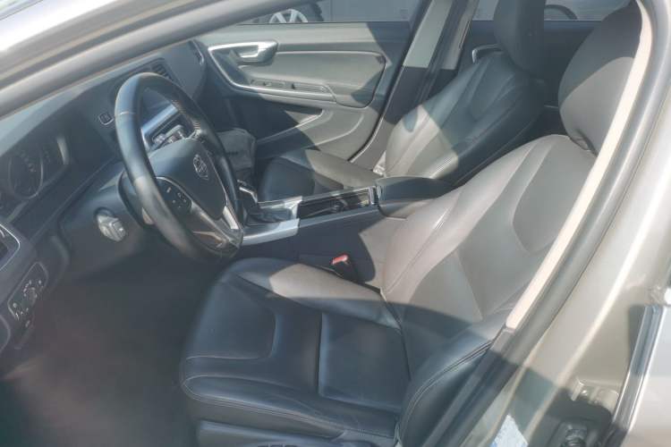 Used Volvo V60 2014 Facelift T5 Zhiyi Edition Left Front Seat