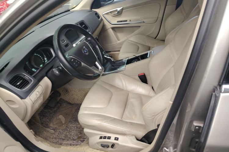 Used Volvo V60 2014 T5 Zhiya Edition Left Front Seat