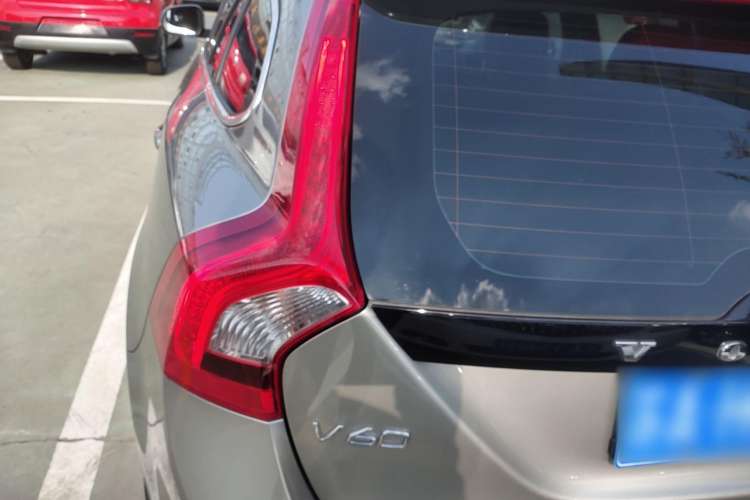 Used Volvo V60 2014 Restyled T5 Zhiya Edition Left Rear Taillight