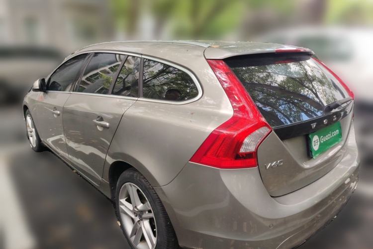 Used Volvo V60 2014 T5 Zhiya Edition Rear Left 45 Deg