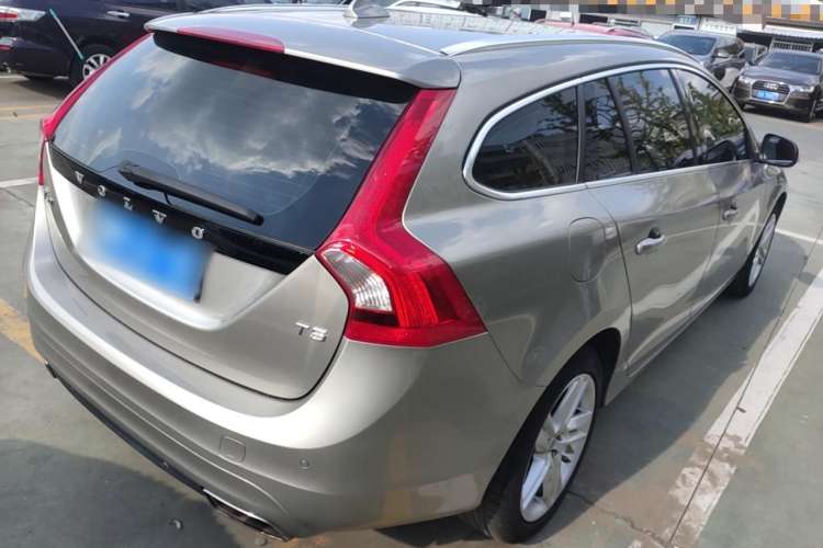 Used Volvo V60 2014 Restyled T5 Zhiya Edition Rear Right 45 Deg
