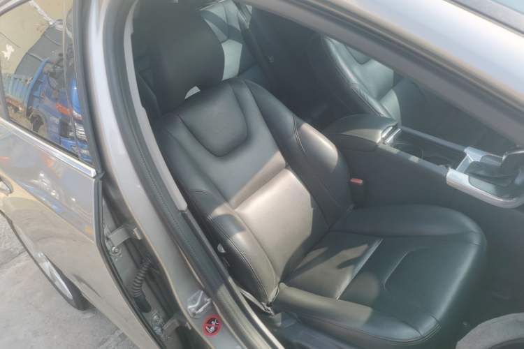 Used Volvo V60 2014 Facelift T5 Zhiyi Edition Right Front Seat