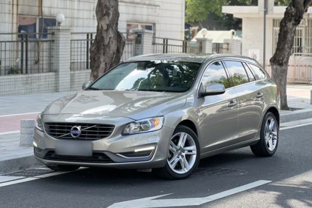 Used Volvo V60 2014 T5 Zhiya Edition