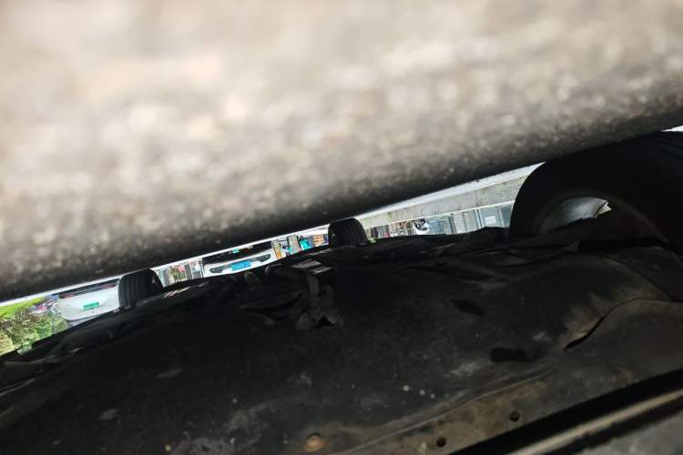 Used Volvo V60 2014 T5 Zhiyi Edition Chassis Front Right
