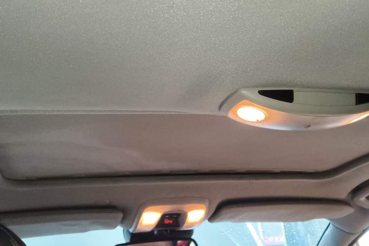 Used Volvo V60 2014 T5 Zhiya Edition Headliner