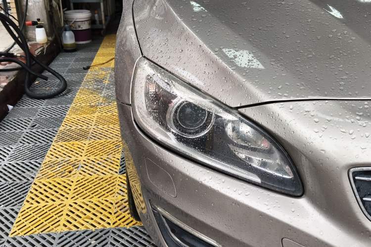 Used Volvo V60 2014 T5 Zhiya Edition Right Front Headlight
