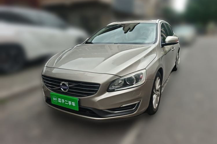 Used Volvo V60 2014 T5 Zhiyi Edition Guazi used car, China used car export, Used car for sale, Used cars, Cheapest cars for sale