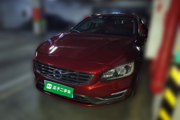 Used Volvo V60 2014 Restyled T5 Zhiya Edition Guazi used car, China used car export, Used car for sale, Used Volvo cars, Cheapest cars for sale