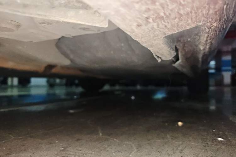 Used Volvo V60 2014 T5 Zhiya Edition Chassis Front Left