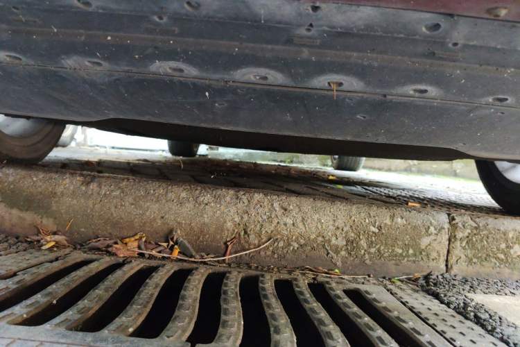 Used Volvo V60 2014 T5 Zhiyi Edition Chassis Front