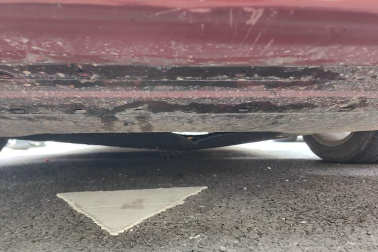 Used Volvo V60 2014 T5 Zhiya Edition Chassis Front