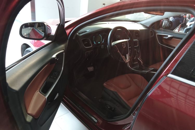 Used Volvo V60 2014 T5 Zhiya Edition Driver Seat