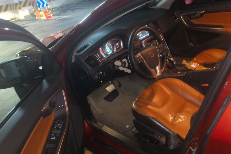 Used Volvo V60 2014 T5 Zhiya Edition Driver Seat