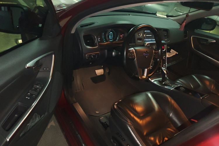 Used Volvo V60 2014 T5 Zhiya Edition Driver Seat