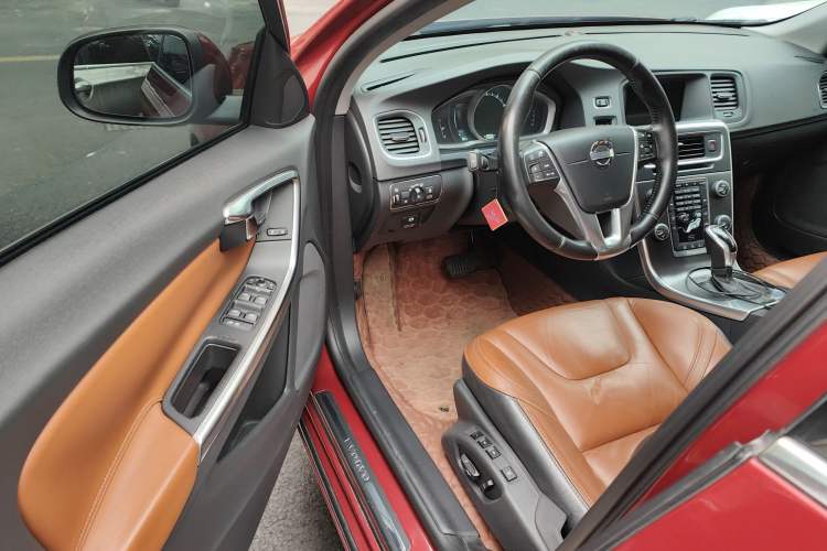Used Volvo V60 2014 T5 Zhiya Edition Driver Seat