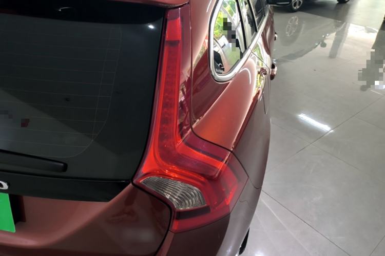 Used Volvo V60 2014 T5 Zhiyi Edition Exterior 3