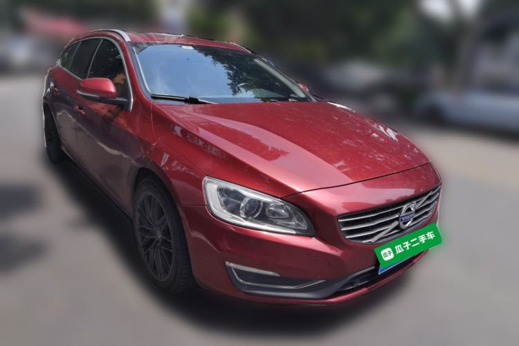 Used Volvo V60 2014 Restyled T5 Zhiya Edition Front Right 45 Deg
