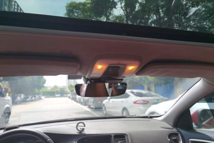 Used Volvo V60 2014 Restyled T5 Zhiya Edition Headliner