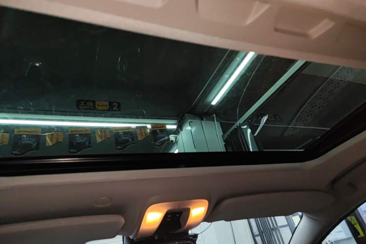 Used Volvo V60 2014 Restyled T5 Zhiya Edition Headliner
