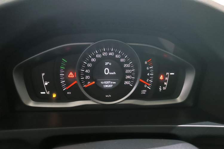 Used Volvo V60 2014 T5 Zhiyi Edition Instrument Cluster