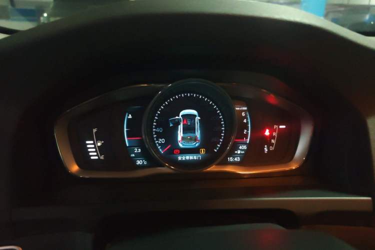 Used Volvo V60 2014 T5 Zhiya Edition Instrument Cluster