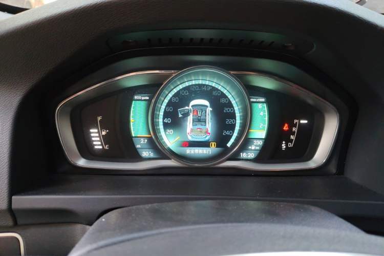 Used Volvo V60 2014 T5 Zhiyi Edition Instrument Cluster