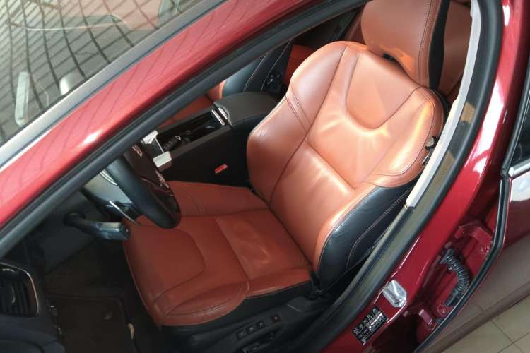 Used Volvo V60 2014 T5 Zhiya Edition Left Front Seat