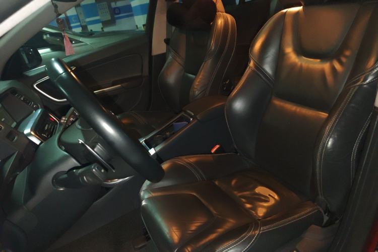 Used Volvo V60 2014 T5 Zhiya Edition Left Front Seat