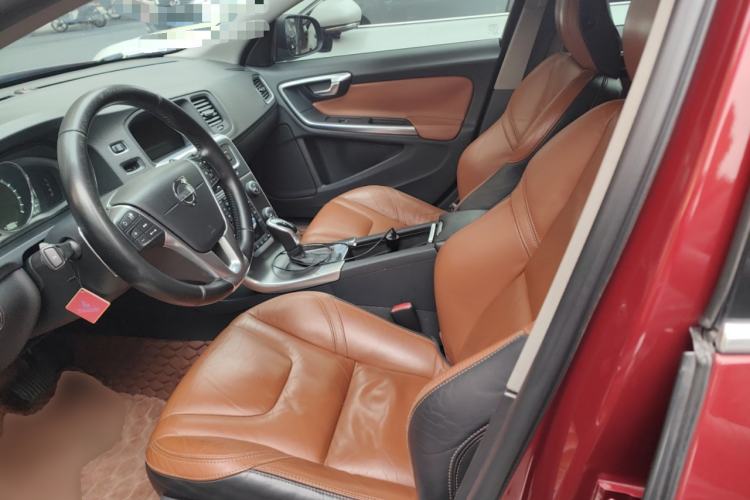Used Volvo V60 2014 T5 Zhiya Edition Left Front Seat